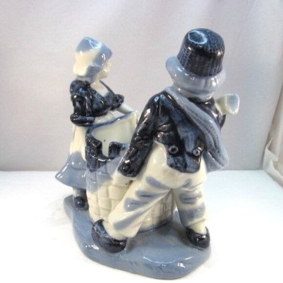 Vintage Ceramic Blue Delft Dutch Couple Figurine Planter Made In Japan - Picture 3 of 11